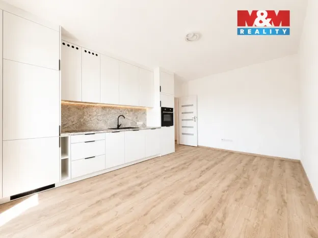 Prodej bytu 3+kk, Karviná - Mizerov, tř. Těreškovové, 52 m2