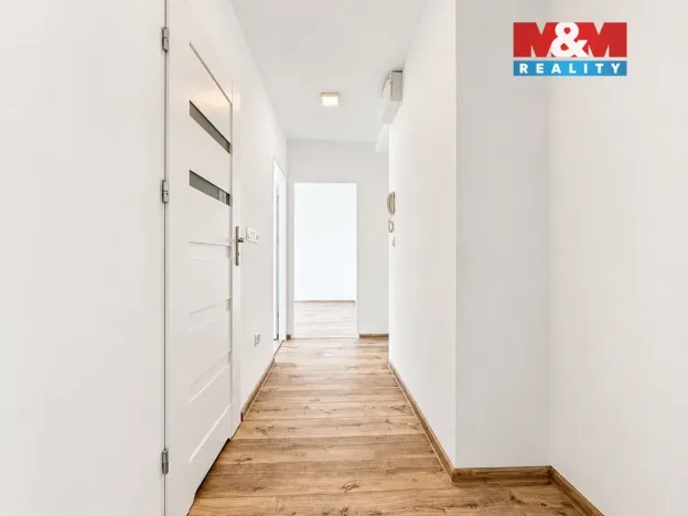 Prodej bytu 3+kk, Karviná - Mizerov, tř. Těreškovové, 52 m2