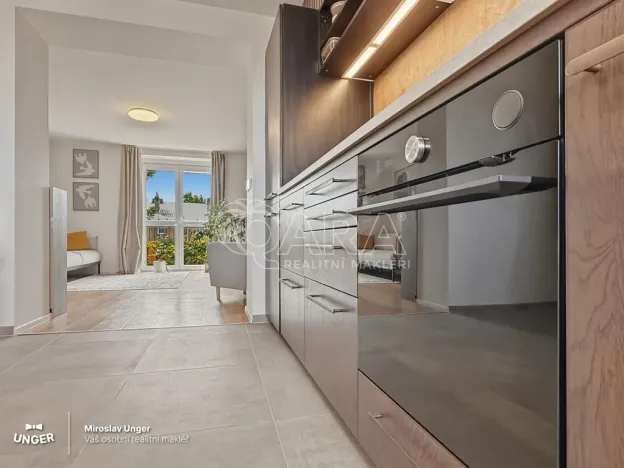 Prodej bytu 2+kk, Kladno, Petrohradská, 52 m2