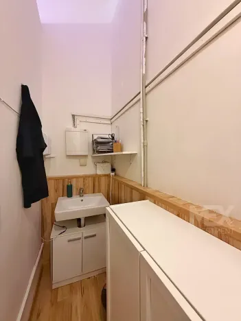 Pronájem obchodního prostoru, Praha - Vinohrady, Kolínská, 36 m2