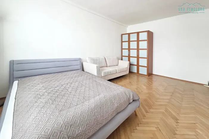 Prodej bytu 2+1, Plzeň, Částkova, 56 m2