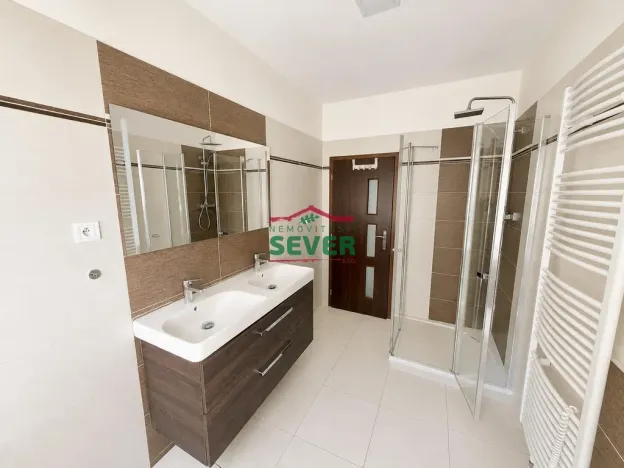 Prodej rodinného domu, Libčeves - Sinutec, 320 m2