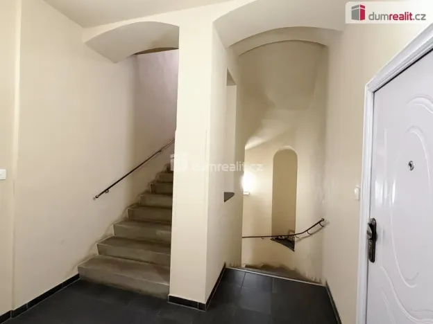 Prodej ubytování, Praha - Vršovice, Donská, 85 m2