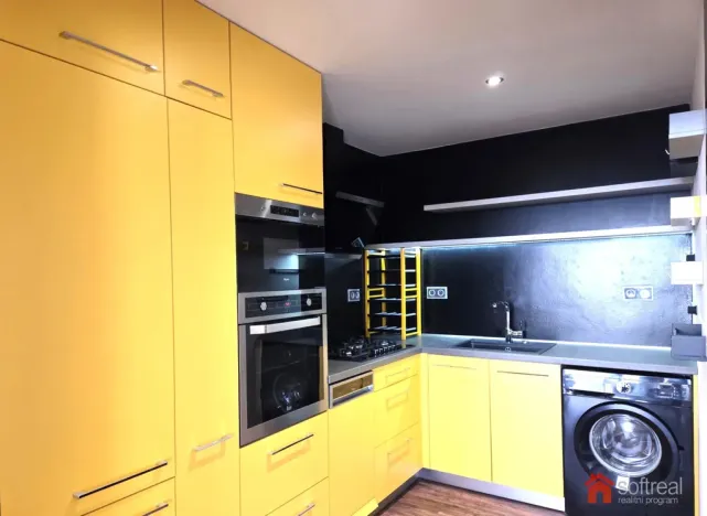 Pronájem bytu 2+kk, Praha - Kobylisy, Třeboradická, 40 m2