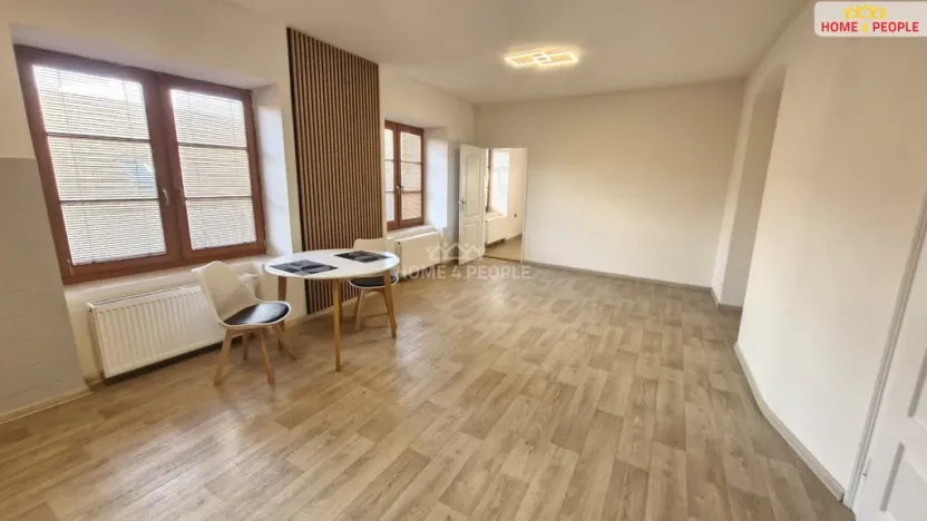 Prodej bytu 2+kk, Náměšť nad Oslavou, Mjr. Šandery, 65 m2