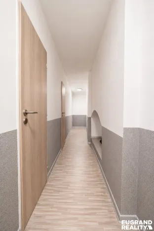 Prodej ubytování, Šluknov, nám. Míru, 330 m2