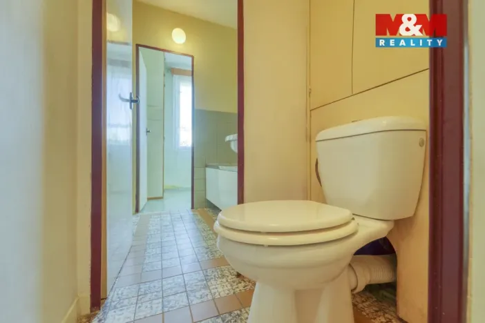 Prodej bytu 2+1, Klatovy - Klatovy III, Plzeňská, 70 m2