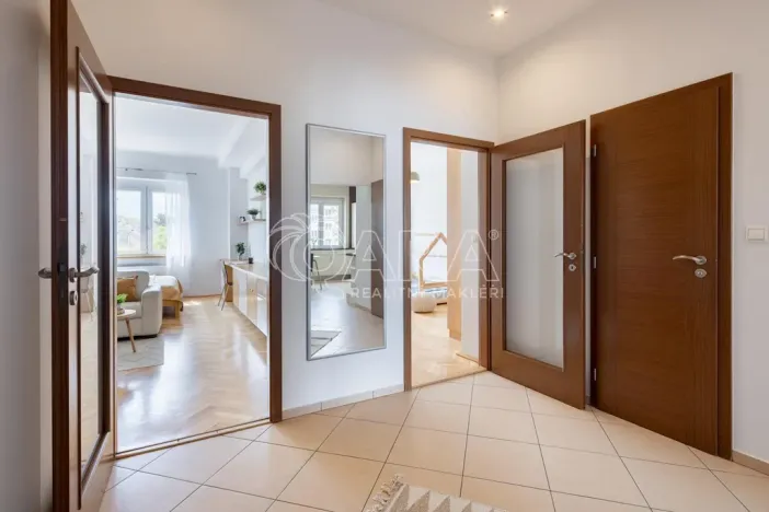 Prodej bytu 2+1, Praha - Žižkov, Biskupcova, 82 m2