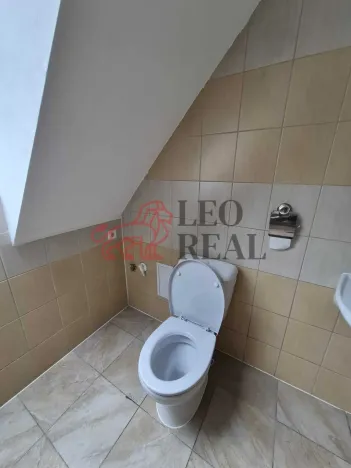 Pronájem bytu 2+1, Nový Bor, Husova, 78 m2