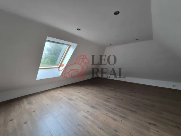 Pronájem bytu 2+1, Nový Bor, Husova, 78 m2