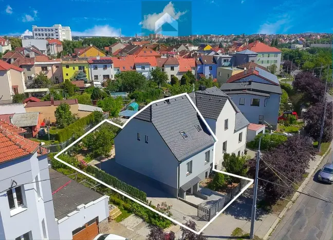 Prodej rodinného domu, Plzeň - Doudlevce, Zborovská, 165 m2