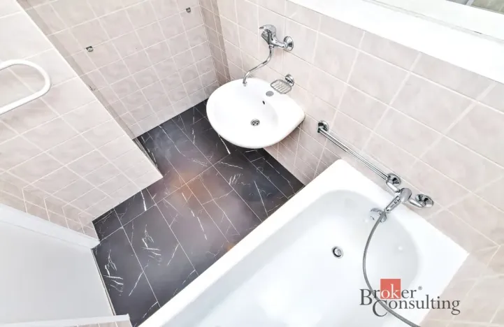 Pronájem bytu 3+1, Praha - Horní Měcholupy, Parmská, 80 m2