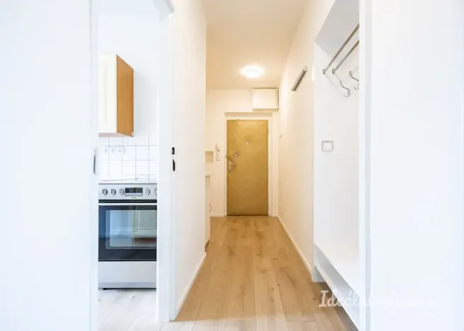 Pronájem bytu 2+1, Praha - Podolí, Dvorecká, 57 m2