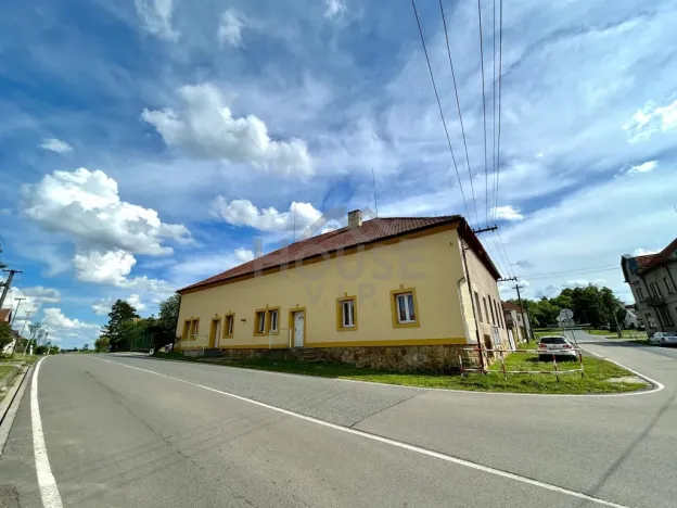 Prodej komerčního pozemku, Hořany, 563 m2