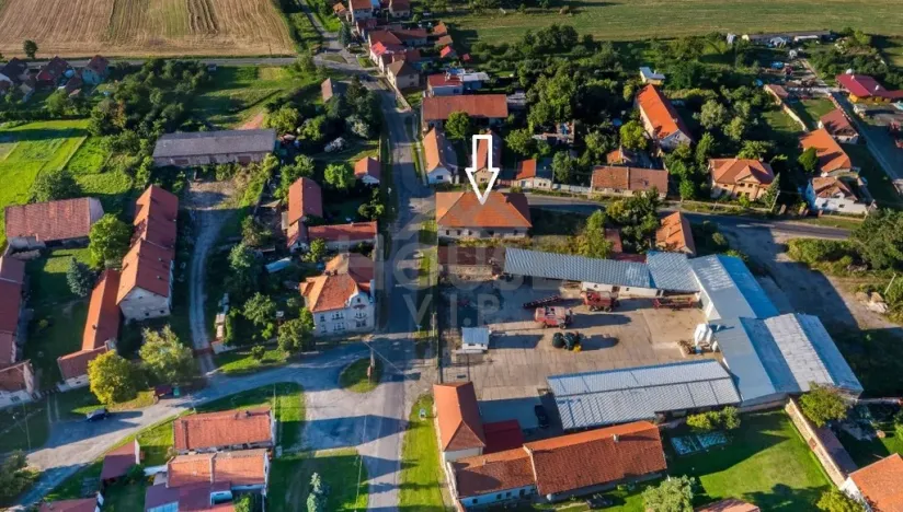 Prodej komerčního pozemku, Hořany, 563 m2
