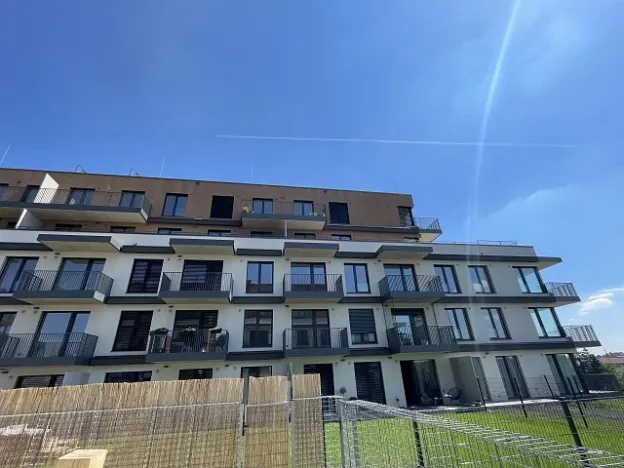 Pronájem bytu 3+kk, Praha - Řeporyje, Haenkeho, 80 m2