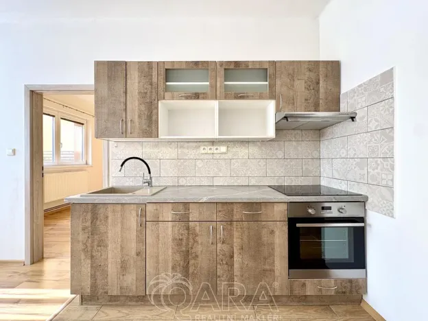 Pronájem bytu 2+kk, Náchod, Žižkova, 48 m2