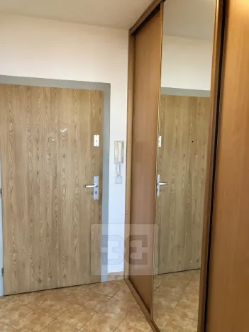 Pronájem bytu 1+kk, Praha - Holešovice, U měšťanského pivovaru, 41 m2