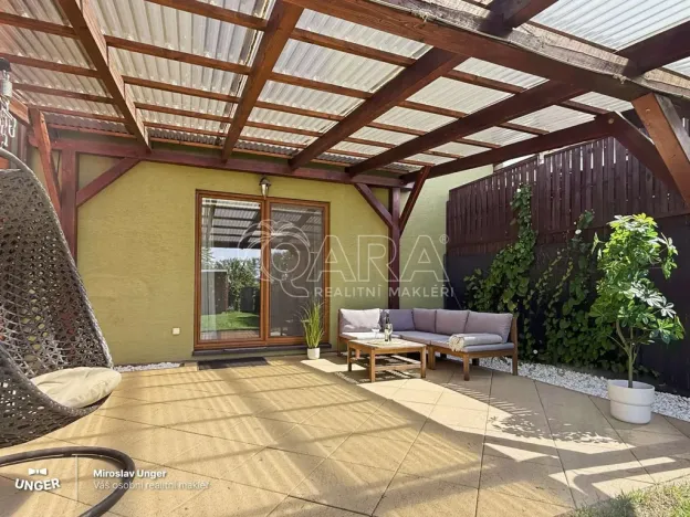 Prodej rodinného domu, Květnice, Slunečnicová, 93 m2