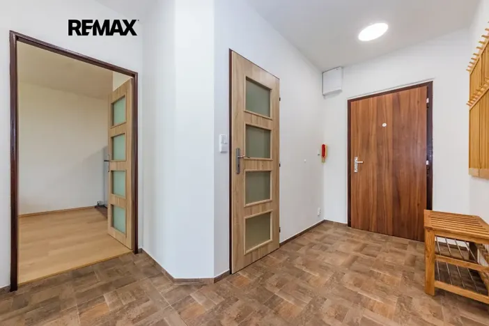 Pronájem bytu 2+kk, Praha - Stodůlky, Klukovická, 42 m2
