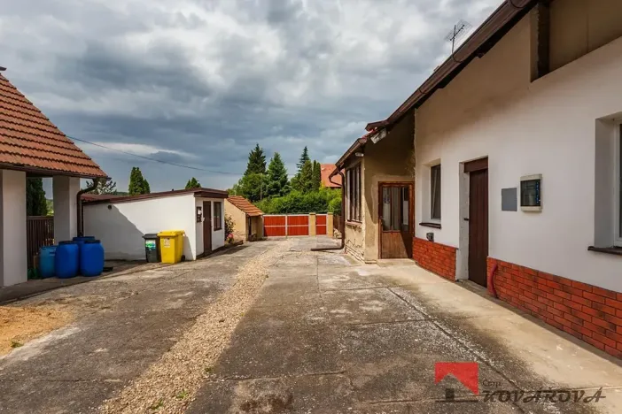 Prodej rodinného domu, Nová Ves, 322 m2