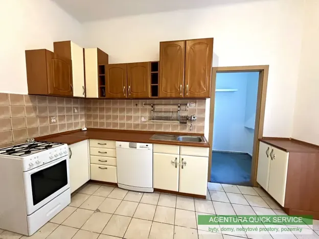 Pronájem bytu 2+1, Praha - Holešovice, Františka Křížka, 75 m2