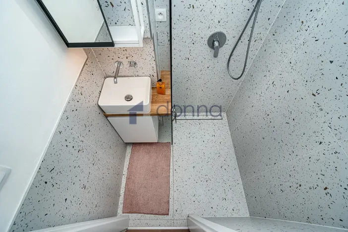Pronájem bytu 1+kk, Praha, Přibyslavská, 26 m2