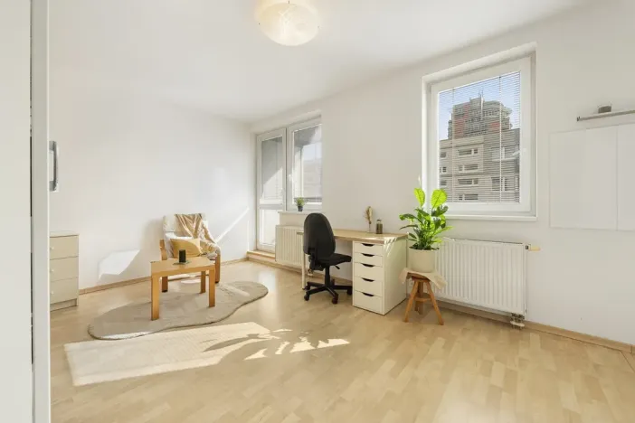 Pronájem bytu 1+kk, Praha - Strašnice, Janýrova, 37 m2