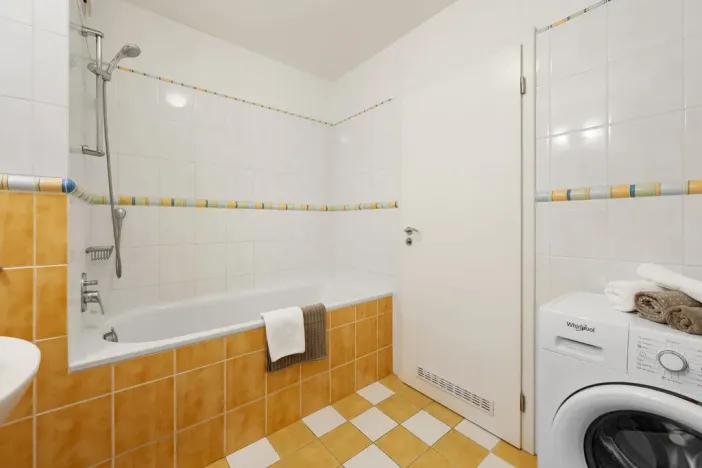 Pronájem bytu 1+kk, Praha - Strašnice, Janýrova, 37 m2
