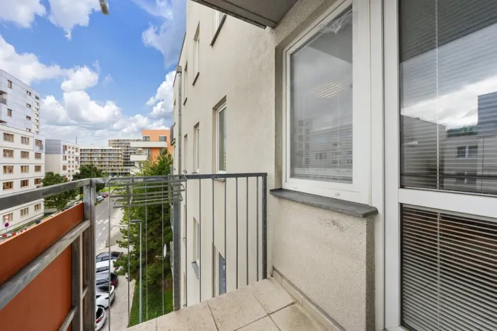 Pronájem bytu 1+kk, Praha - Strašnice, Janýrova, 37 m2