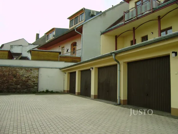 Pronájem garáže, Písek, Budějovická, 17 m2