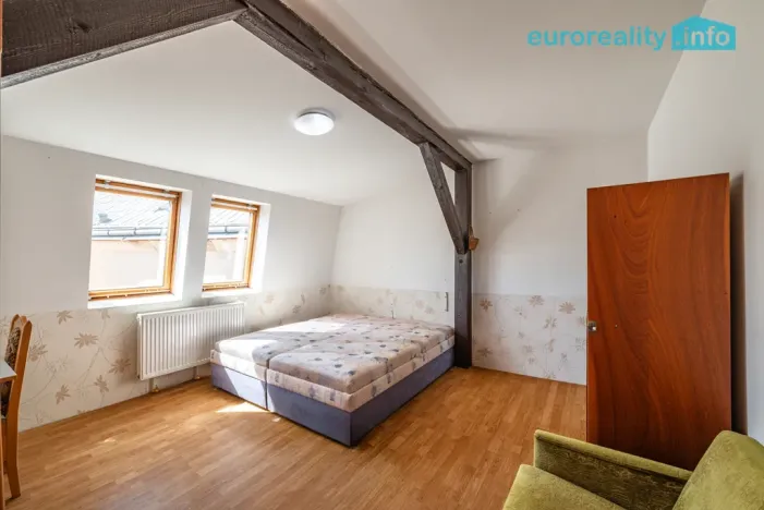 Prodej vícegeneračního domu, Sokolov, U Divadla, 360 m2