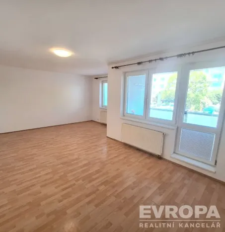 Pronájem bytu 3+1, Pardubice, Na Labišti, 87 m2