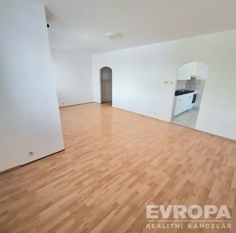 Pronájem bytu 3+1, Pardubice, Na Labišti, 87 m2