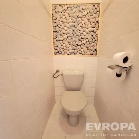 Pronájem bytu 3+1, Pardubice, Na Labišti, 87 m2