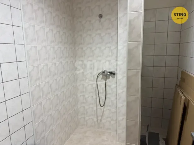 Pronájem kanceláře, Frýdek-Místek, Zámecké nám., 24 m2