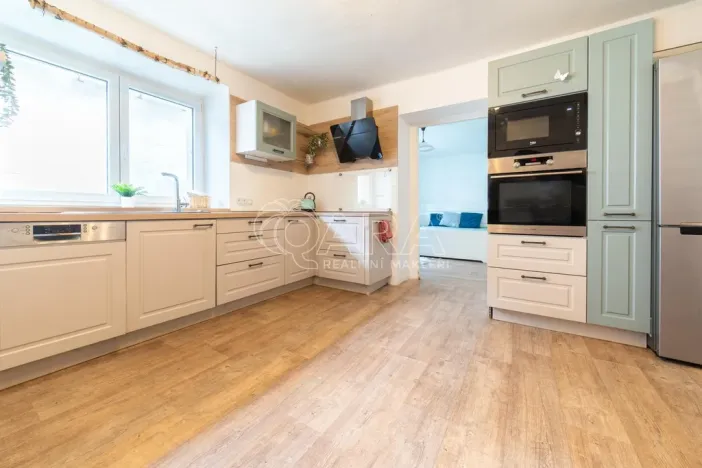 Pronájem rodinného domu, Dolní Bezděkov, 180 m2