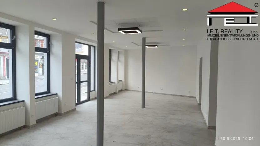 Pronájem obchodního prostoru, Opava, Olomoucká, 94 m2