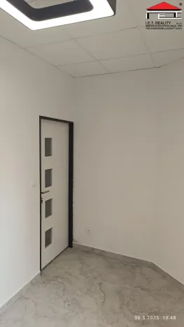 Pronájem obchodního prostoru, Opava, Olomoucká, 94 m2