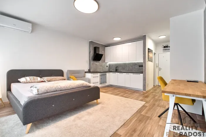 Pronájem bytu 1+kk, Ostrava - Poruba, Studentská, 31 m2