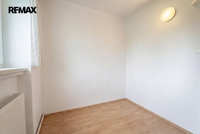 Prodej bytu 3+1, Mníšek pod Brdy, 5. května, 55 m2