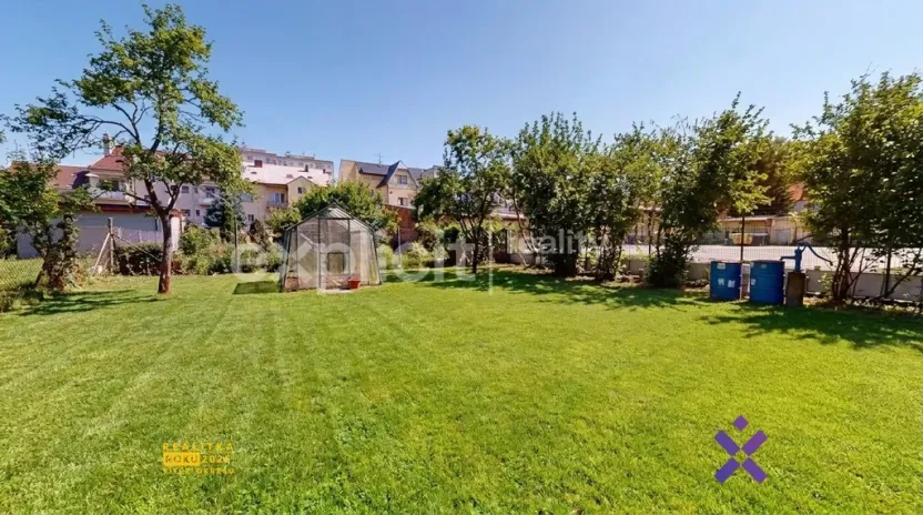 Prodej zahrady, Uherské Hradiště, Mojmírova, 270 m2