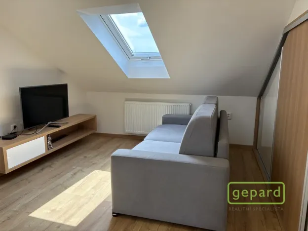 Pronájem bytu 2+1, Olomouc, Matěje z Janova, 40 m2