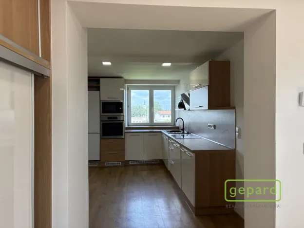 Pronájem bytu 2+1, Olomouc, Matěje z Janova, 40 m2