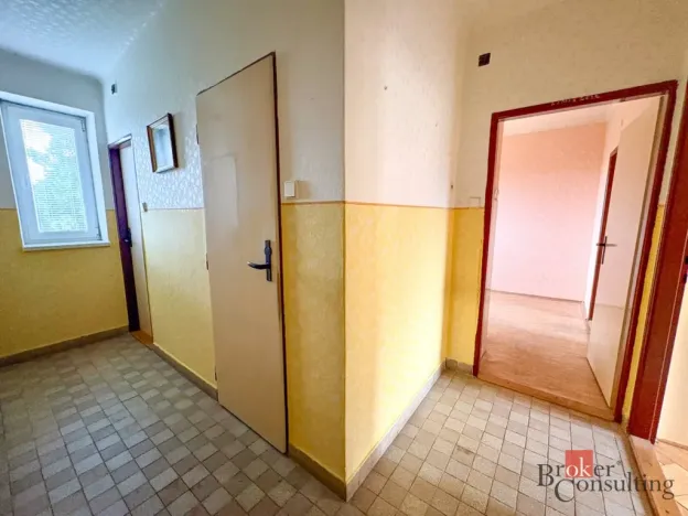 Prodej bytu 2+1, Janovice nad Úhlavou, Sídliště, 59 m2