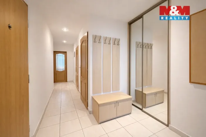Prodej bytu 3+1, Praha, Parmská, 72 m2