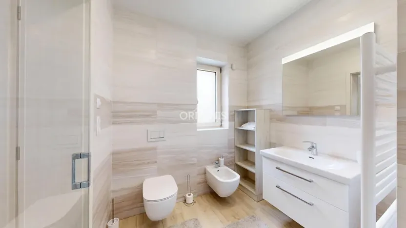 Prodej rodinného domu, Nečtiny - Leopoldov, 160 m2
