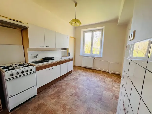 Prodej bytu 3+1, Žďár nad Sázavou, Jiřího z Poděbrad, 86 m2