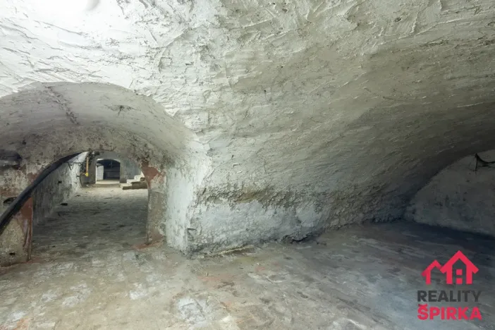 Prodej komerční nemovitosti, Moravská Třebová - Město, nám. T. G. Masaryka, 422 m2