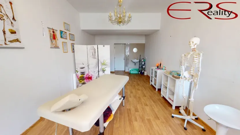 Pronájem obchodního prostoru, Jablonec nad Nisou, Riegrova, 24 m2